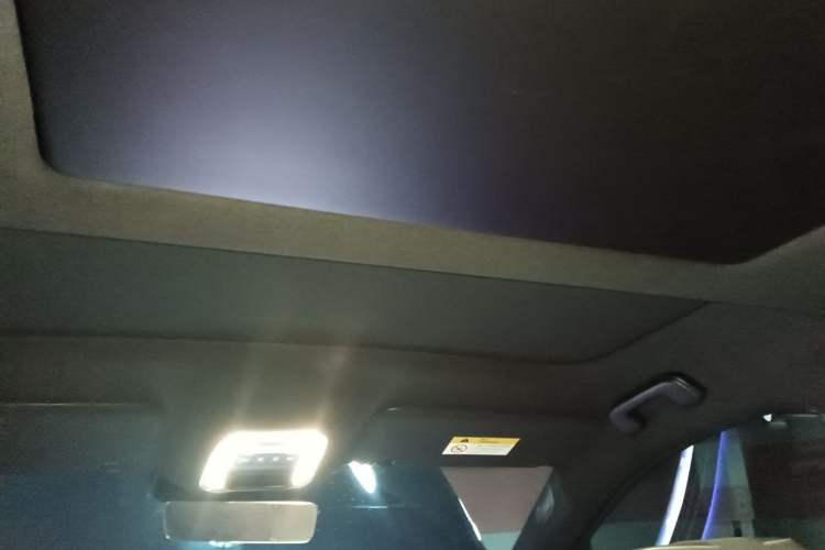 Used Nio ES8 2026 Model 6-seat Executive Luxury Edition Headliner