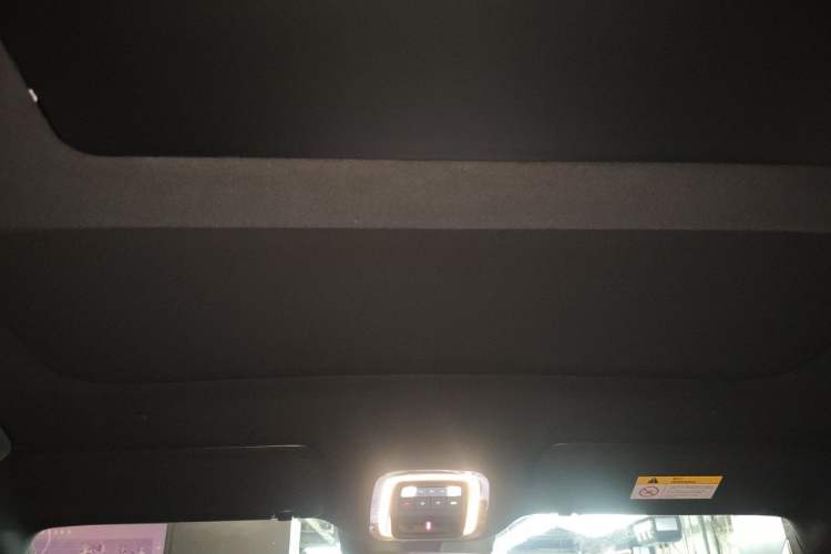 Used Nio ES8 2026 Model 6-seat Executive Signature Edition Headliner