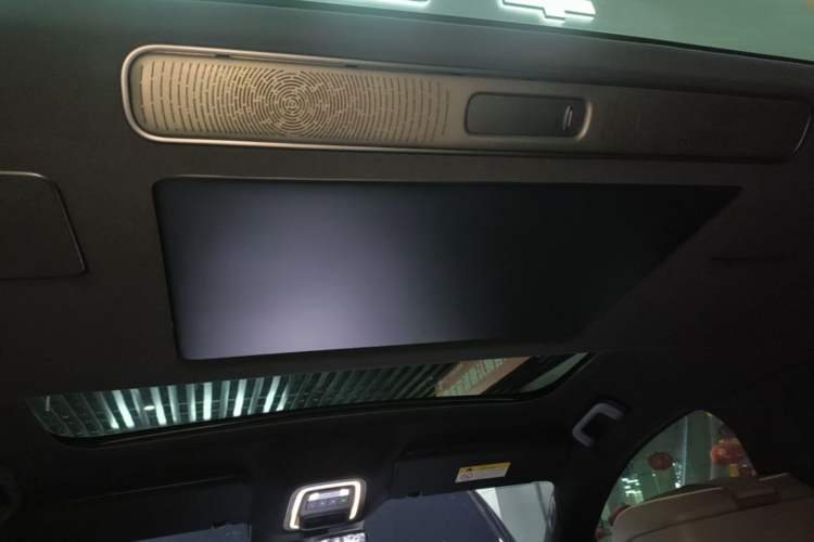Used Nio ES8 2026 Model 6-seat Executive Luxury Edition Headliner