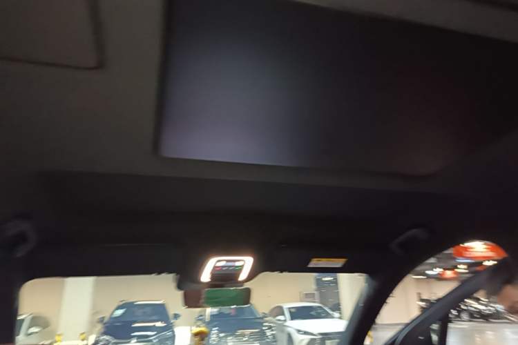 Used Nio ES8 2026 Model 6-seat Executive Signature Edition Headliner