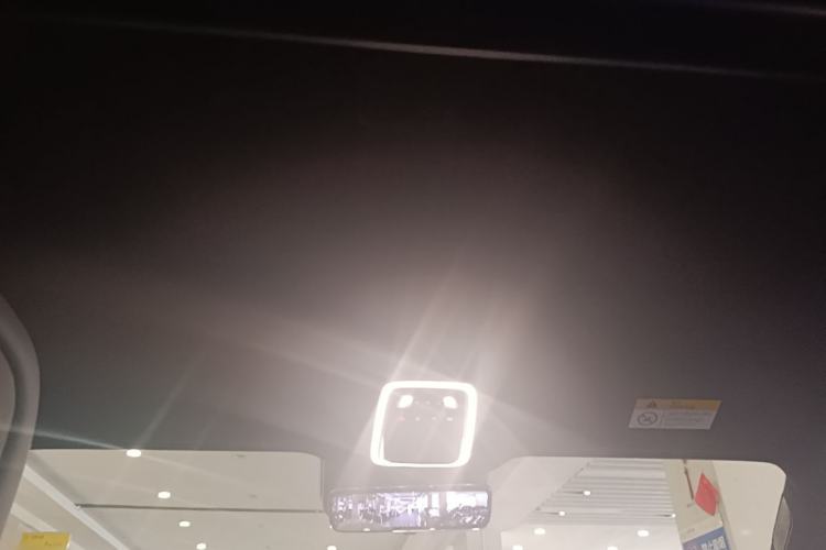 Used Nio ES8 2026 Model 7-seat Executive Luxury Edition Headliner