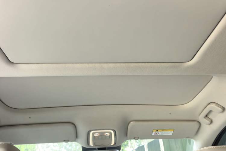 Used Nio ES8 2026 Model 6-seat Executive Luxury Edition Headliner