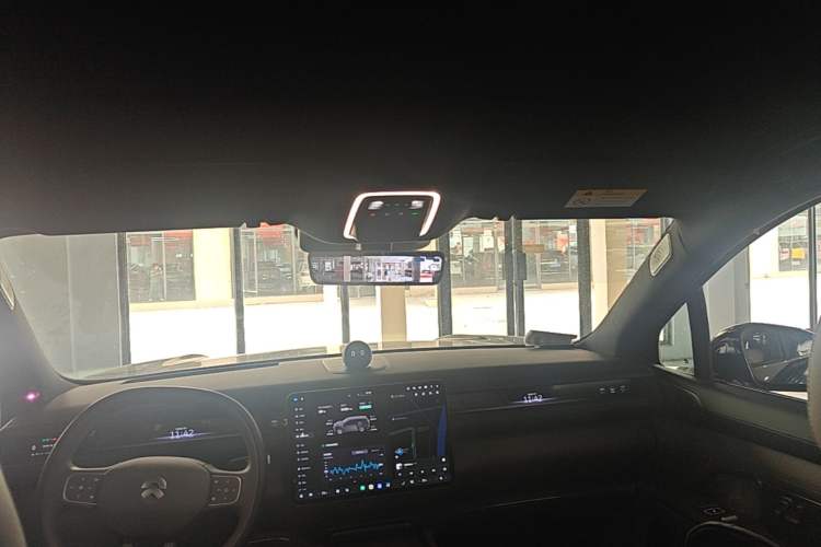 Used Nio ES8 2026 Model 6-seat Executive Luxury Edition Headliner