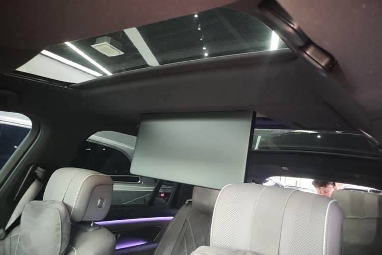 Used Nio ES8 2026 Model 6-seat Executive Luxury Edition Headliner