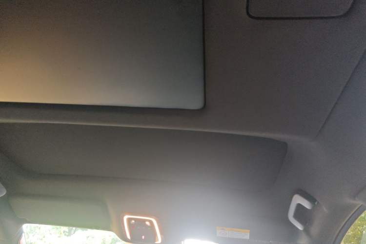 Used Nio ES8 2026 Model 6-seat Executive Signature Edition Headliner
