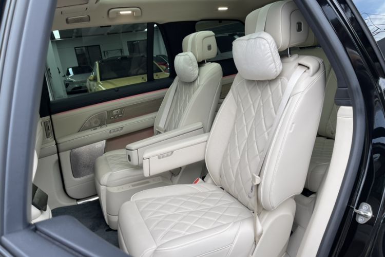 Used Nio ES8 2026 Model 6-seat Executive Luxury Edition Interior 1