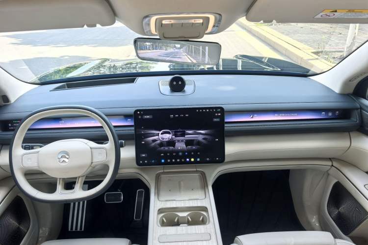 Used Nio ES8 2026 Model 6-seat Executive Luxury Edition Interior 1