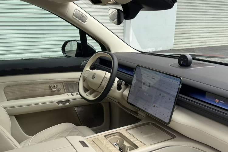 Used Nio ES8 2026 Model 6-seat Executive Luxury Edition Interior 10