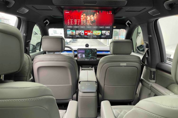 Used Nio ES8 2026 Model 6-seat Executive Signature Edition Interior 11