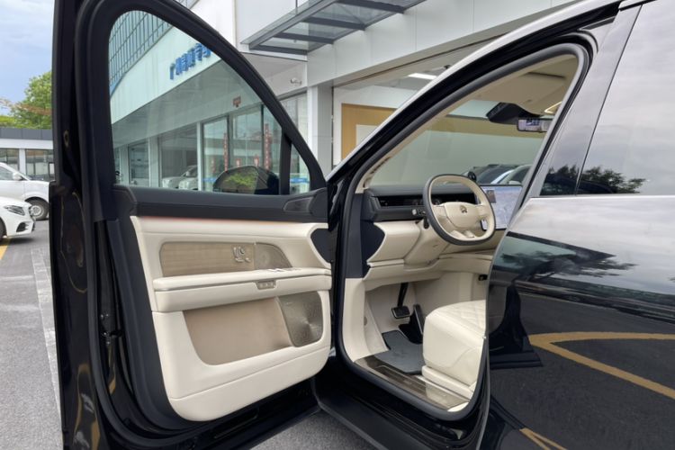 Used Nio ES8 2026 Model 6-seat Executive Luxury Edition Interior 12