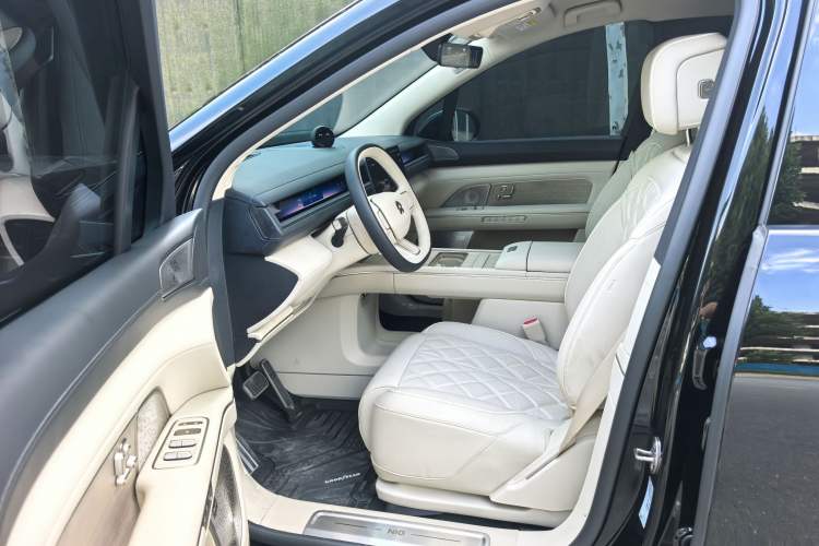 Used Nio ES8 2026 Model 6-seat Executive Luxury Edition Interior 2