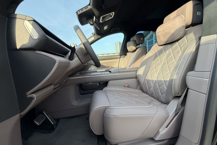 Used Nio ES8 2026 Model 6-seat Executive Signature Edition Interior 3