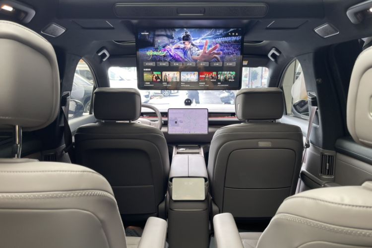 Used Nio ES8 2026 Model 6-seat Executive Signature Edition Interior 3