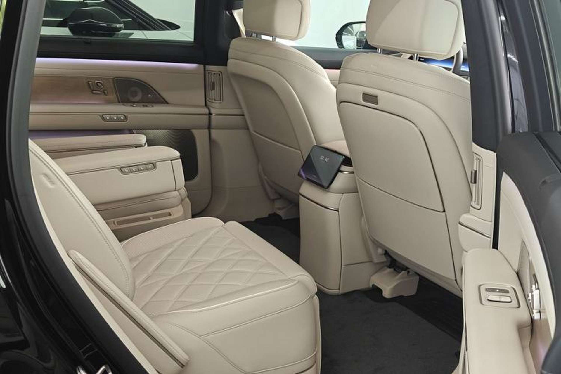 Used Nio ES8 2026 Model 6-seat Executive Luxury Edition Interior 3