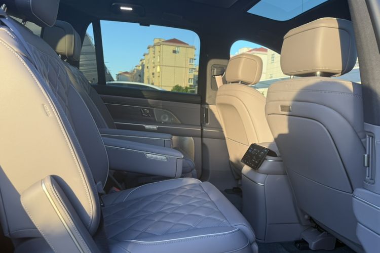 Used Nio ES8 2026 Model 6-seat Executive Luxury Edition Interior 3