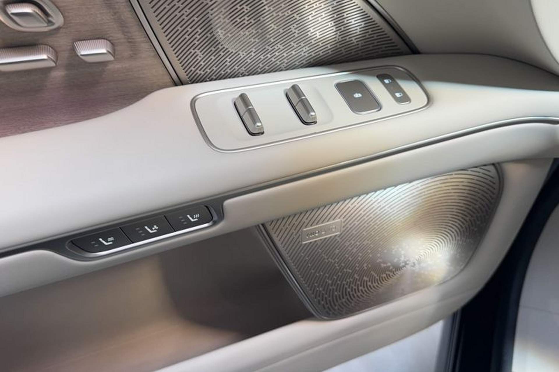 Used Nio ES8 2026 Model 6-seat Executive Luxury Edition Interior 4