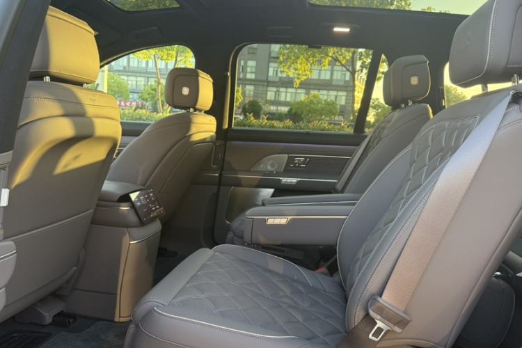 Used Nio ES8 2026 Model 6-seat Executive Luxury Edition Interior 4
