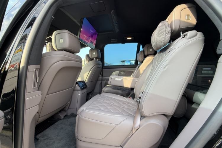 Used Nio ES8 2026 Model 6-seat Executive Signature Edition Interior 5