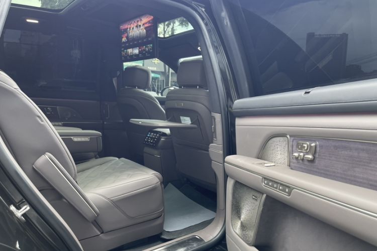 Used Nio ES8 2026 Model 6-seat Executive Signature Edition Interior 5