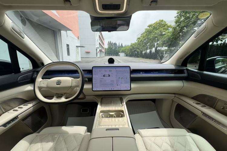 Used Nio ES8 2026 Model 6-seat Executive Luxury Edition Interior 5