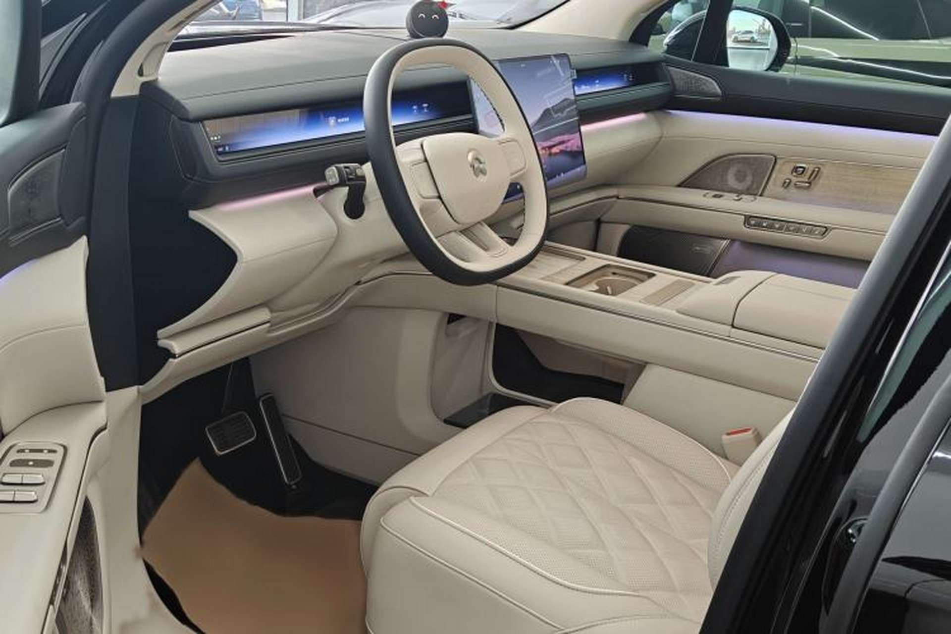 Used Nio ES8 2026 Model 6-seat Executive Luxury Edition Interior 5