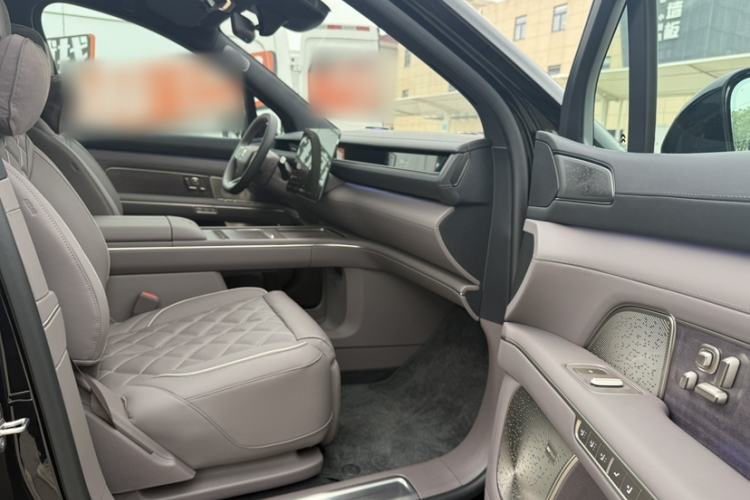 Used Nio ES8 2026 Model 6-seat Executive Luxury Edition Interior 5