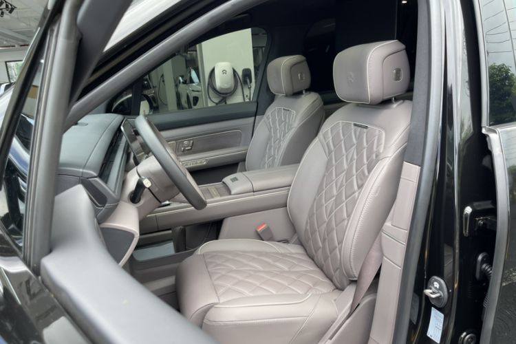 Used Nio ES8 2026 Model 6-seat Executive Signature Edition Interior 6