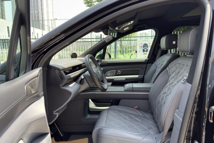 Used Nio ES8 2026 Model 7-seat Executive Luxury Edition Interior 6