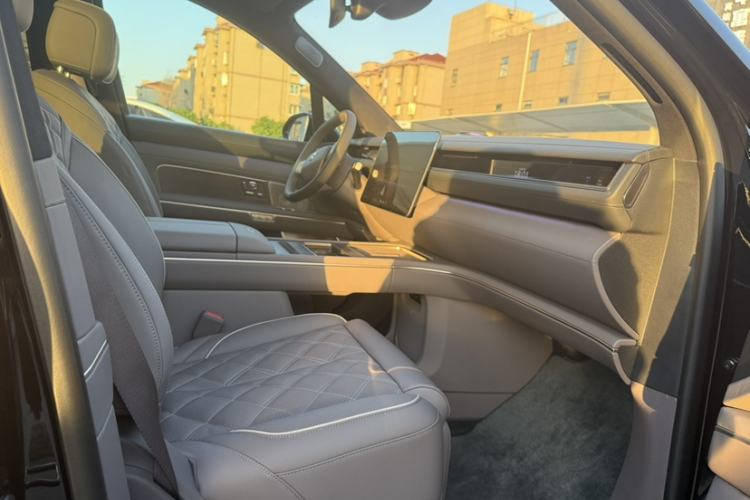 Used Nio ES8 2026 Model 6-seat Executive Luxury Edition Interior 6