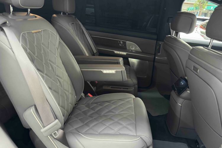 Used Nio ES8 2026 Model 6-seat Executive Signature Edition Interior 6