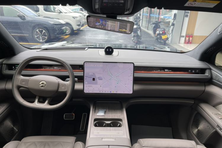Used Nio ES8 2026 Model 6-seat Executive Signature Edition Interior 7
