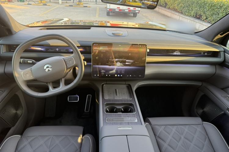 Used Nio ES8 2026 Model 6-seat Executive Luxury Edition Interior 7
