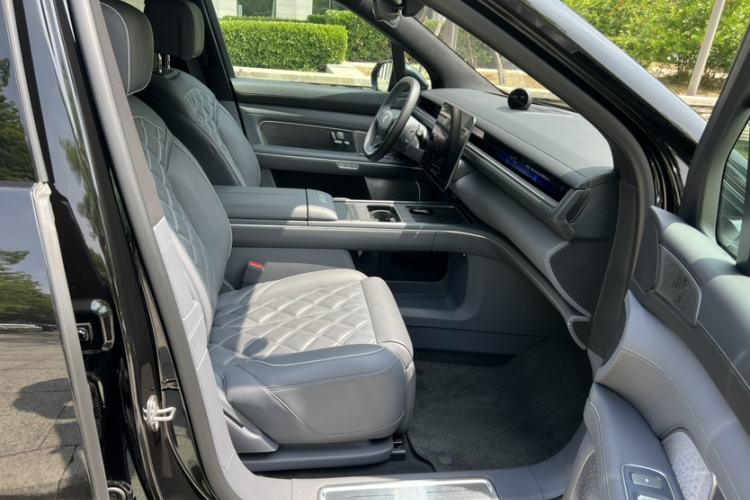 Used Nio ES8 2026 Model 6-seat Executive Luxury Edition Interior 7