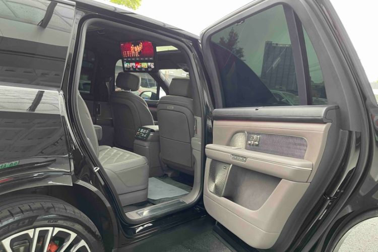 Used Nio ES8 2026 Model 6-seat Executive Signature Edition Interior 8