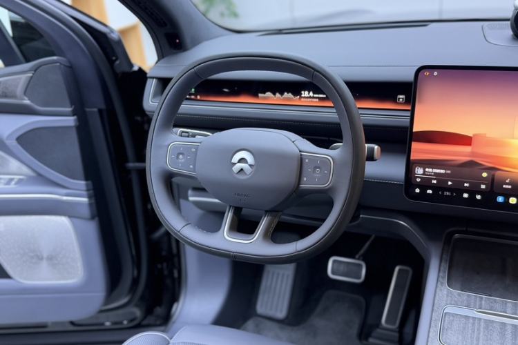 Used Nio ES8 2026 Model 6-seat Executive Signature Edition Interior 8