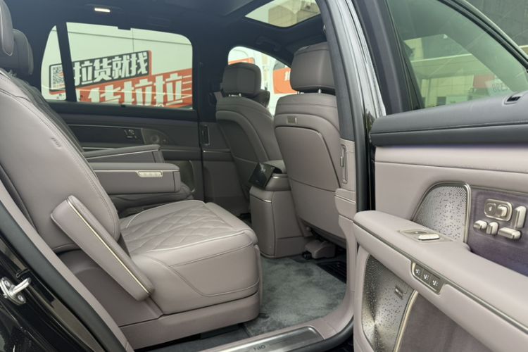 Used Nio ES8 2026 Model 6-seat Executive Luxury Edition Interior 9