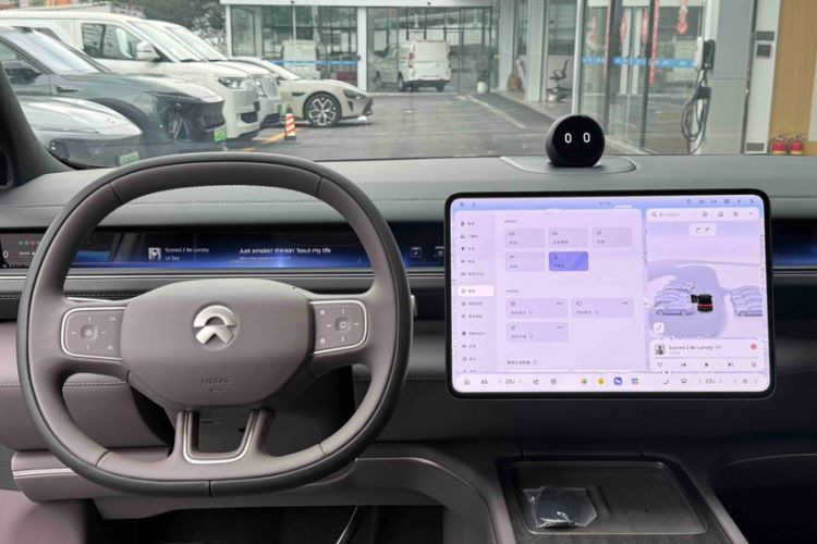 Used Nio ES8 2026 Model 6-seat Executive Signature Edition Interior 9
