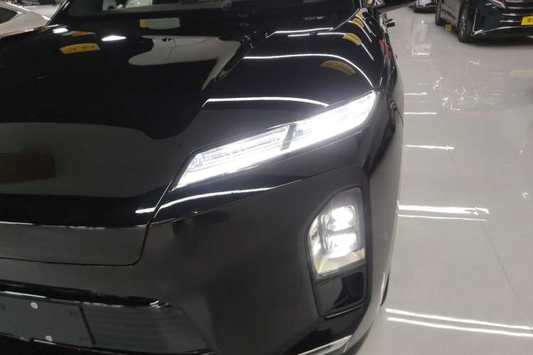 Used Nio ES8 2026 Model 6-seat Executive Luxury Edition Left Front Headlight