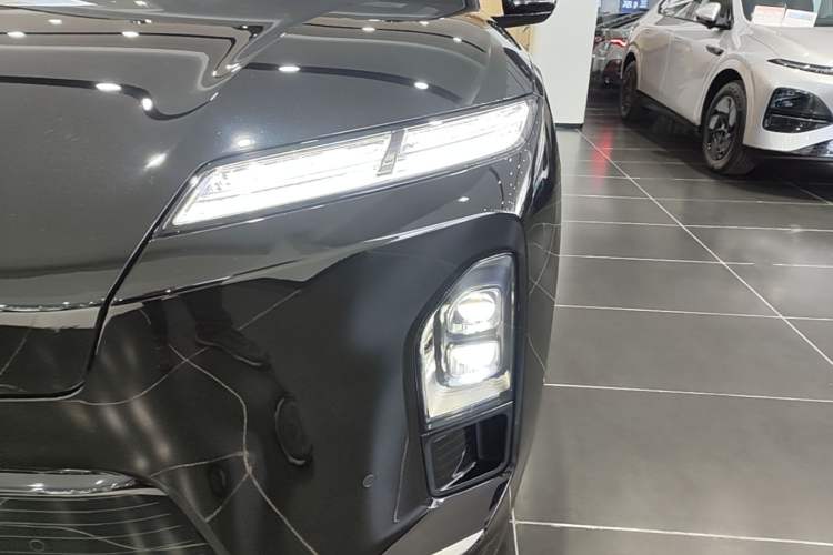 Used Nio ES8 2026 Model 6-seat Executive Luxury Edition Left Front Headlight