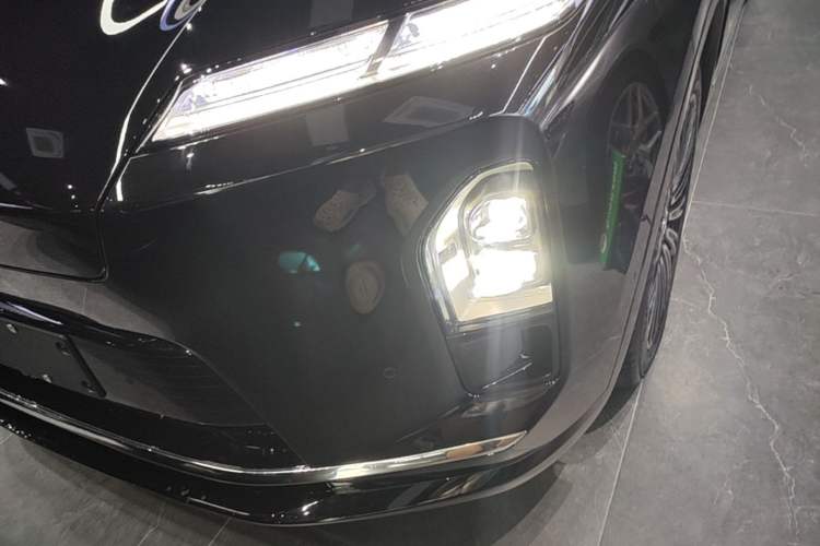 Used Nio ES8 2026 Model 7-seat Executive Luxury Edition Left Front Headlight
