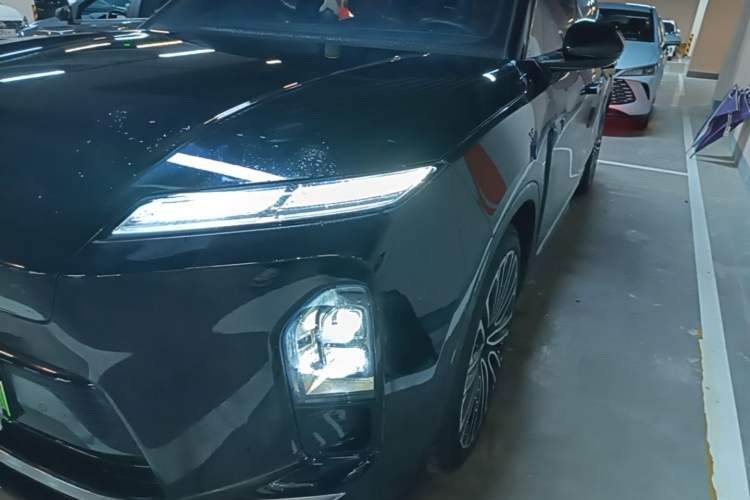 Used Nio ES8 2026 Model 6-seat Executive Signature Edition Left Front Headlight