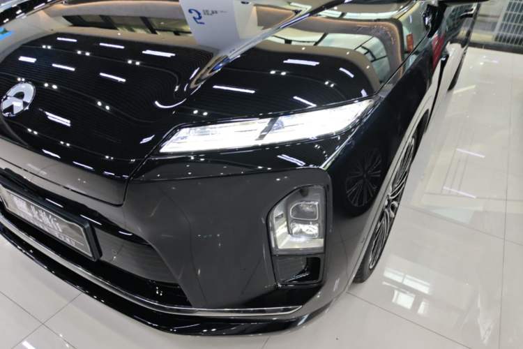 Used Nio ES8 2026 Model 6-seat Executive Signature Edition Left Front Headlight