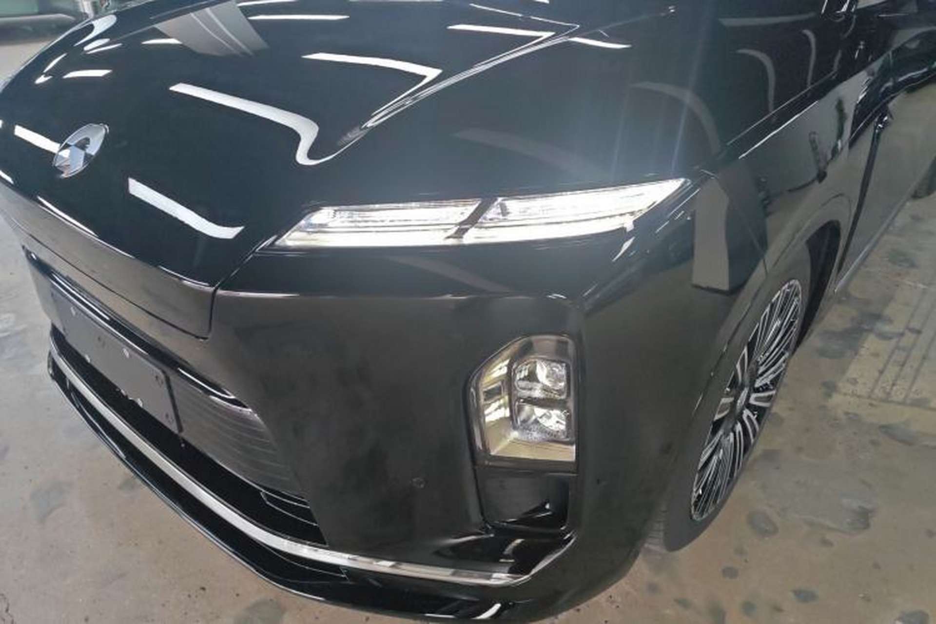 Used Nio ES8 2026 Model 6-seat Executive Luxury Edition Left Front Headlight