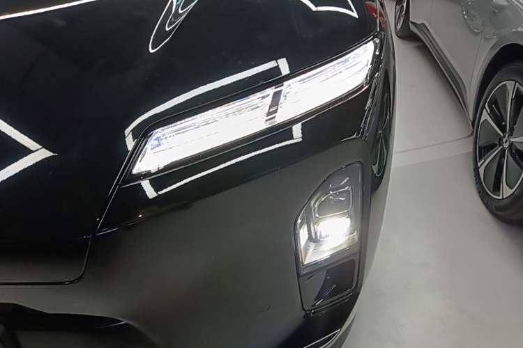 Used Nio ES8 2026 Model 6-seat Executive Signature Edition Left Front Headlight