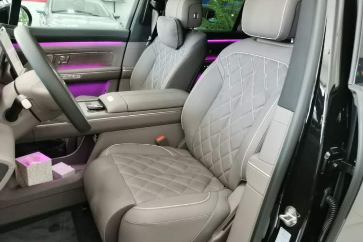 Used Nio ES8 2026 Model 6-seat Executive Luxury Edition Left Front Seat