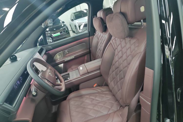 Used Nio ES8 2026 Model 6-seat Executive Luxury Edition Left Front Seat