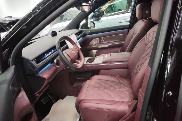Used Nio ES8 2026 Model 7-seat Executive Luxury Edition Left Front Seat