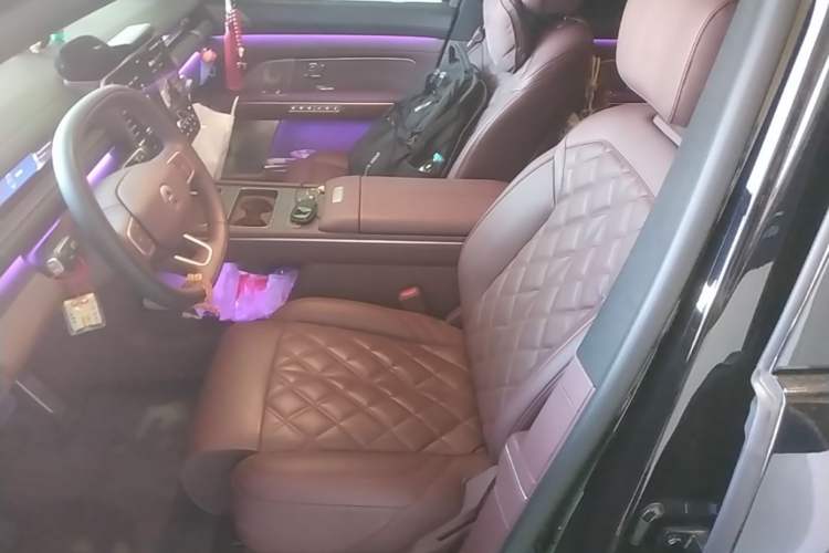 Used Nio ES8 2026 Model 6-seat Executive Luxury Edition Left Front Seat