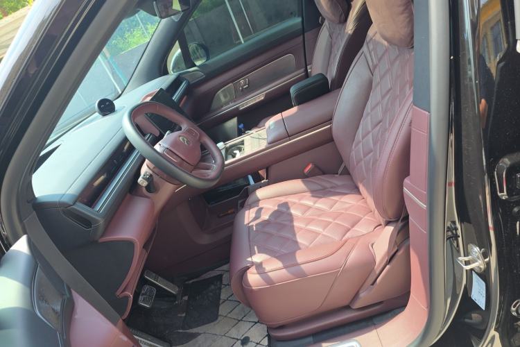 Used Nio ES8 2026 Model 6-seat Executive Luxury Edition Left Front Seat