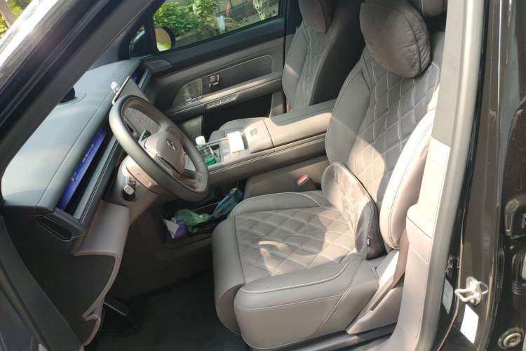 Used Nio ES8 2026 Model 6-seat Executive Luxury Edition Left Front Seat